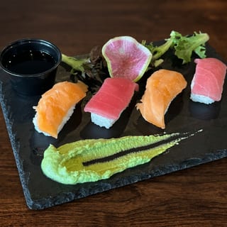 Salmon and Tuna Sushi Roll